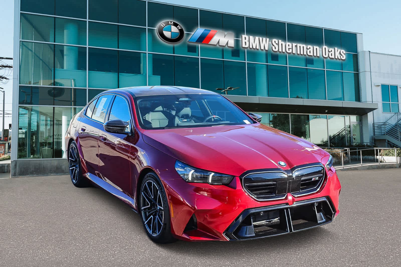 Thumbnail: 2025 BMW M5 - 3