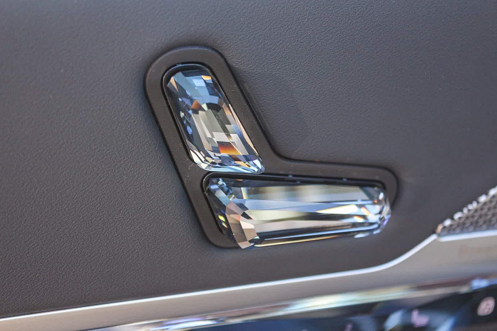 Thumbnail: 2026 BMW 7 Series - 21