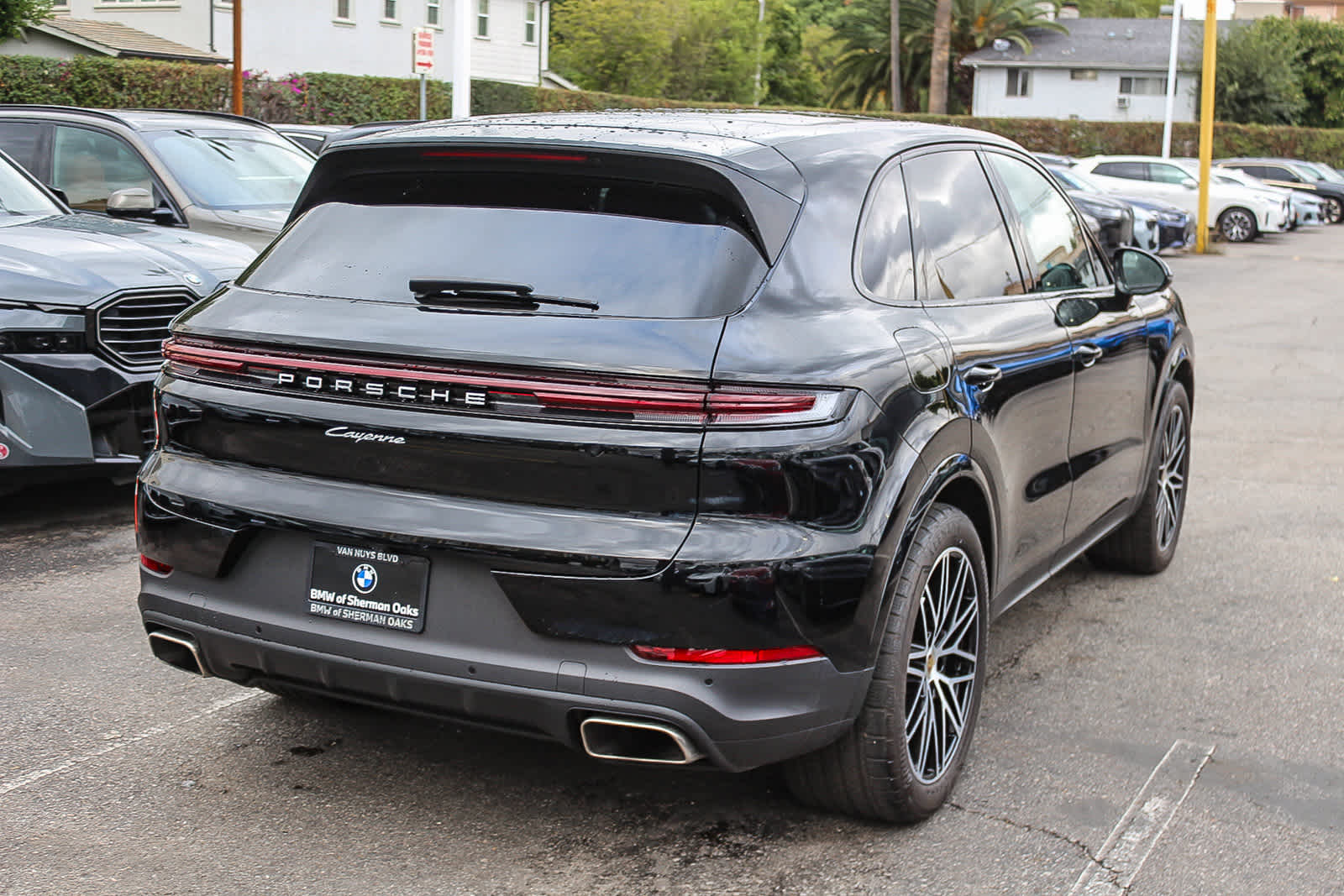 2024 Porsche Cayenne photo 4