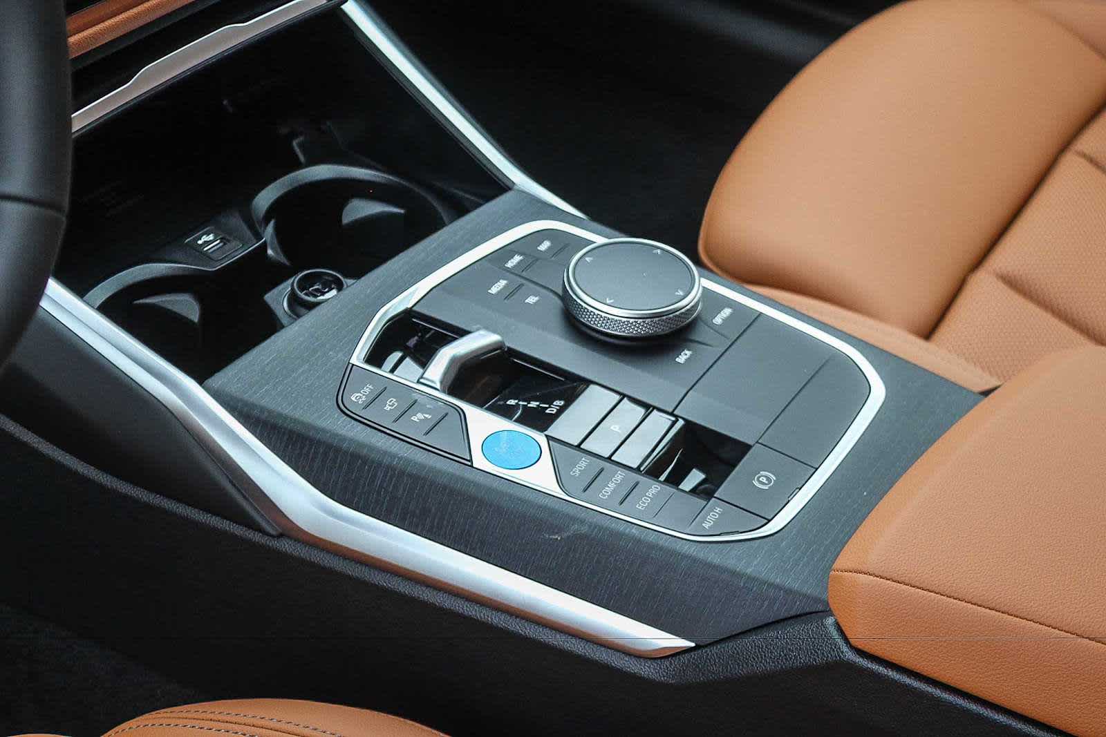 Thumbnail: 2026 BMW i4 - 18