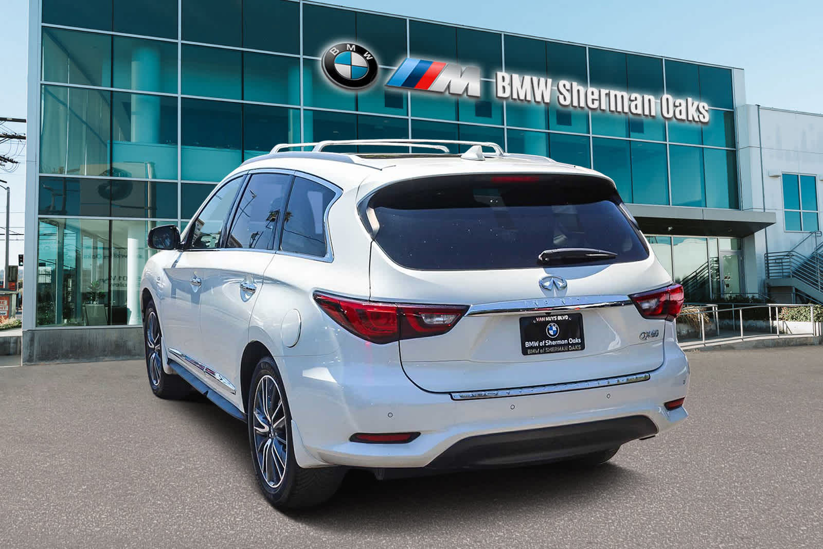 Thumbnail: 2019 INFINITI QX60 - 6