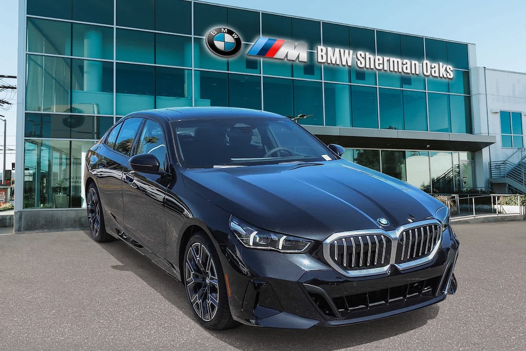New 2026 BMW 530i Sedan