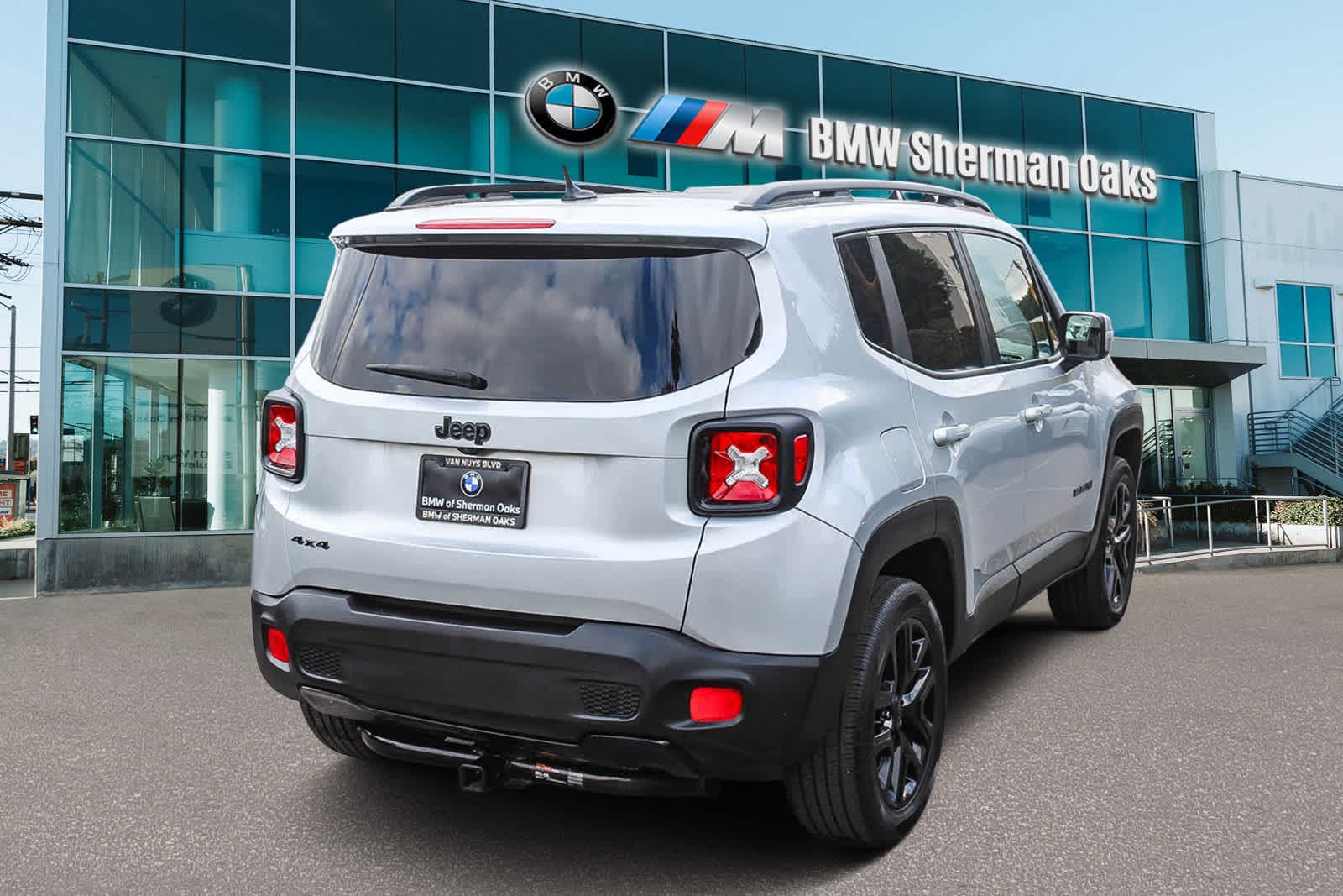 Thumbnail: 2017 Jeep Renegade - 4