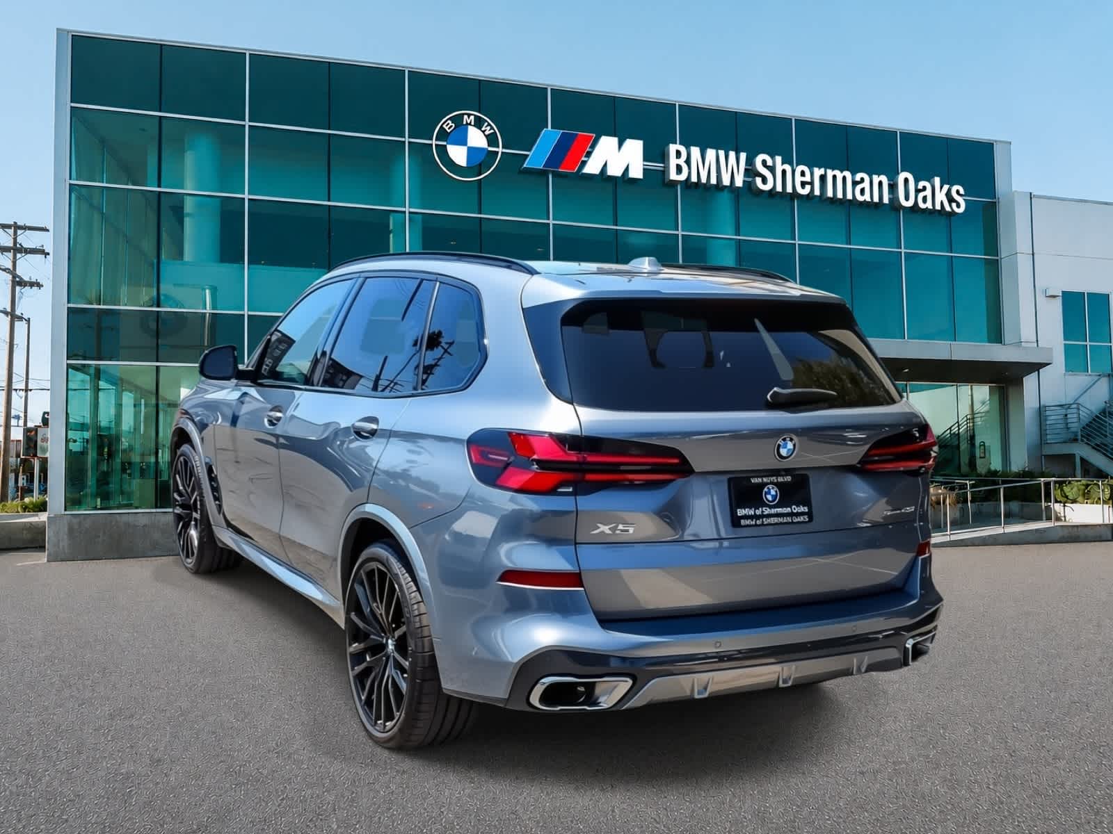 Thumbnail: 2026 BMW X5 - 5