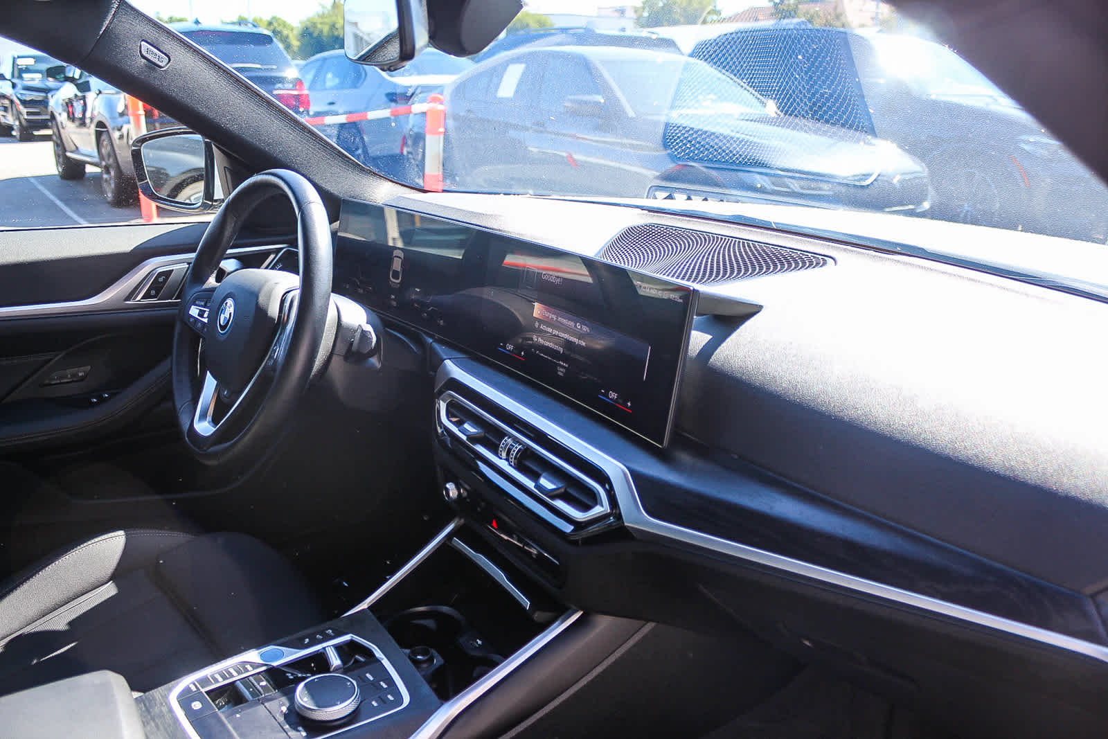 Thumbnail: 2023 BMW i4 - 16