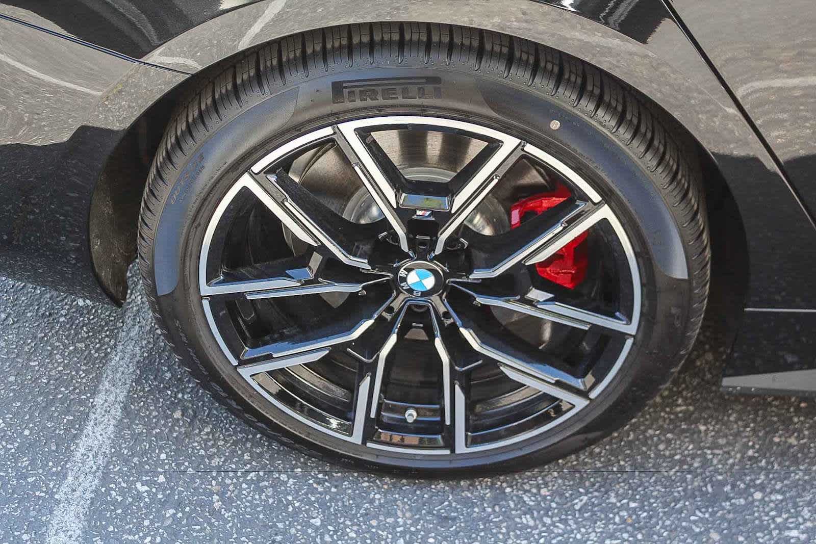Thumbnail: 2026 BMW i4 - 8