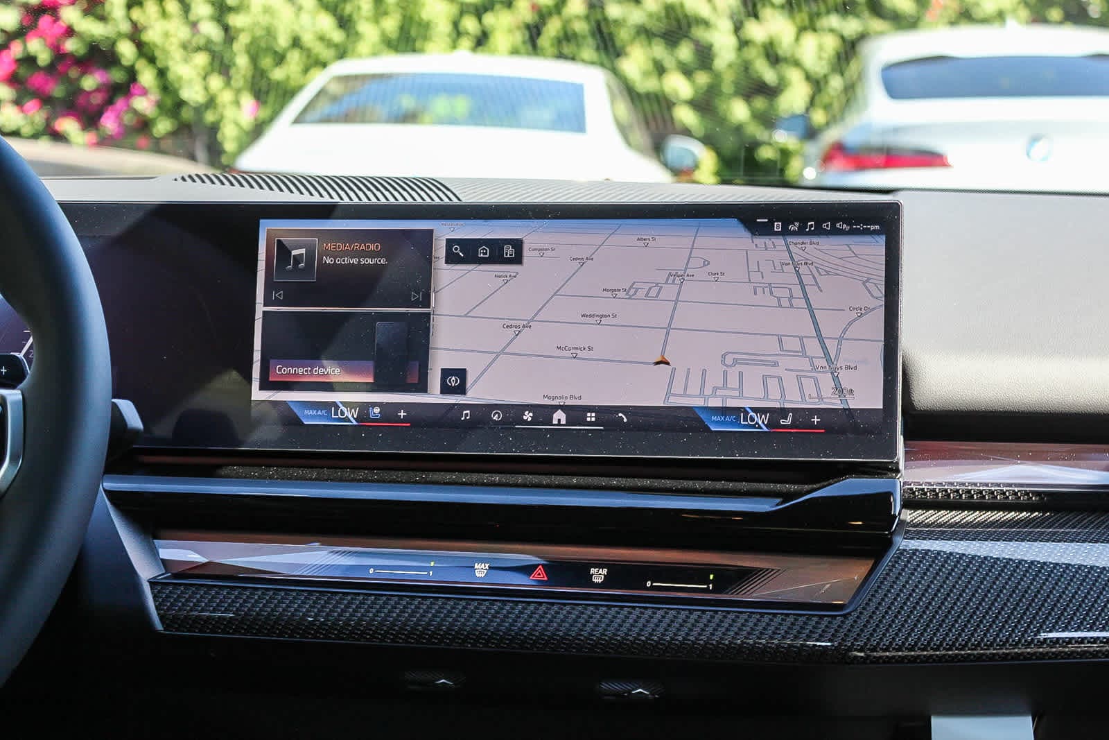 Thumbnail: 2026 BMW 5 Series - 14