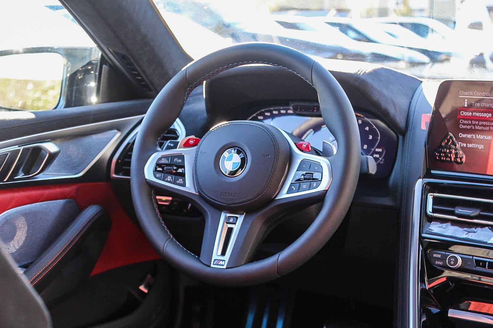 Thumbnail: 2025 BMW M8 - 15