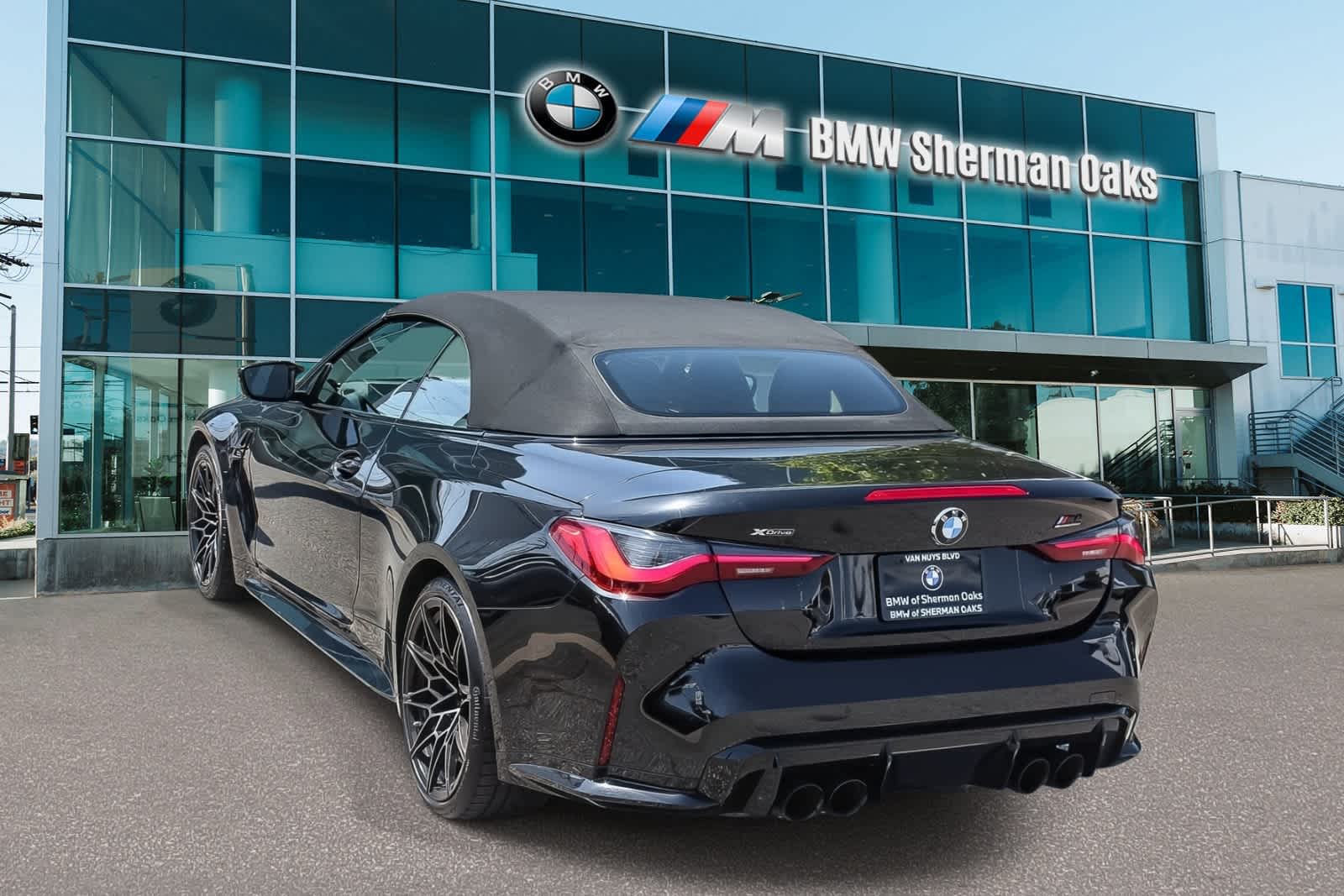 Thumbnail: 2024 BMW M4 - 6