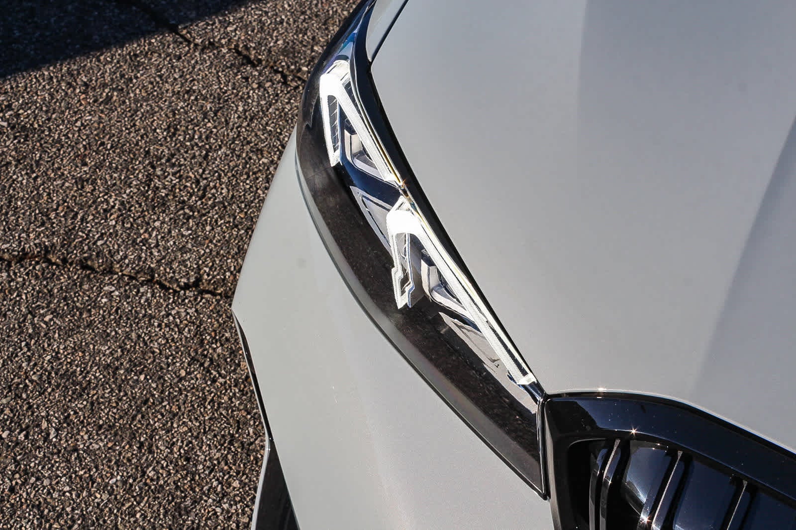 Thumbnail: 2026 BMW 3 Series - 10