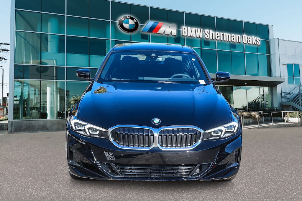 New 2026 BMW 330i Sedan