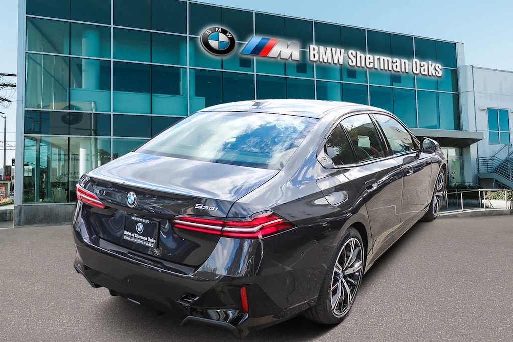 New 2026 BMW 530i Sedan
