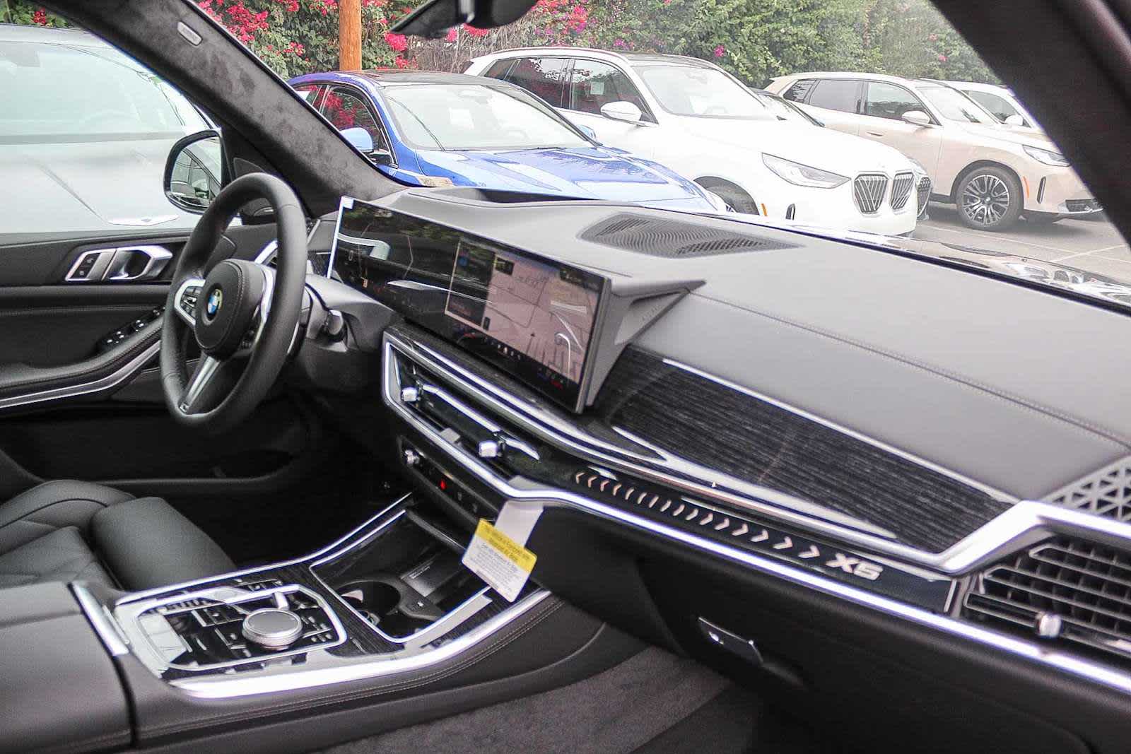 Thumbnail: 2026 BMW X5 - 16