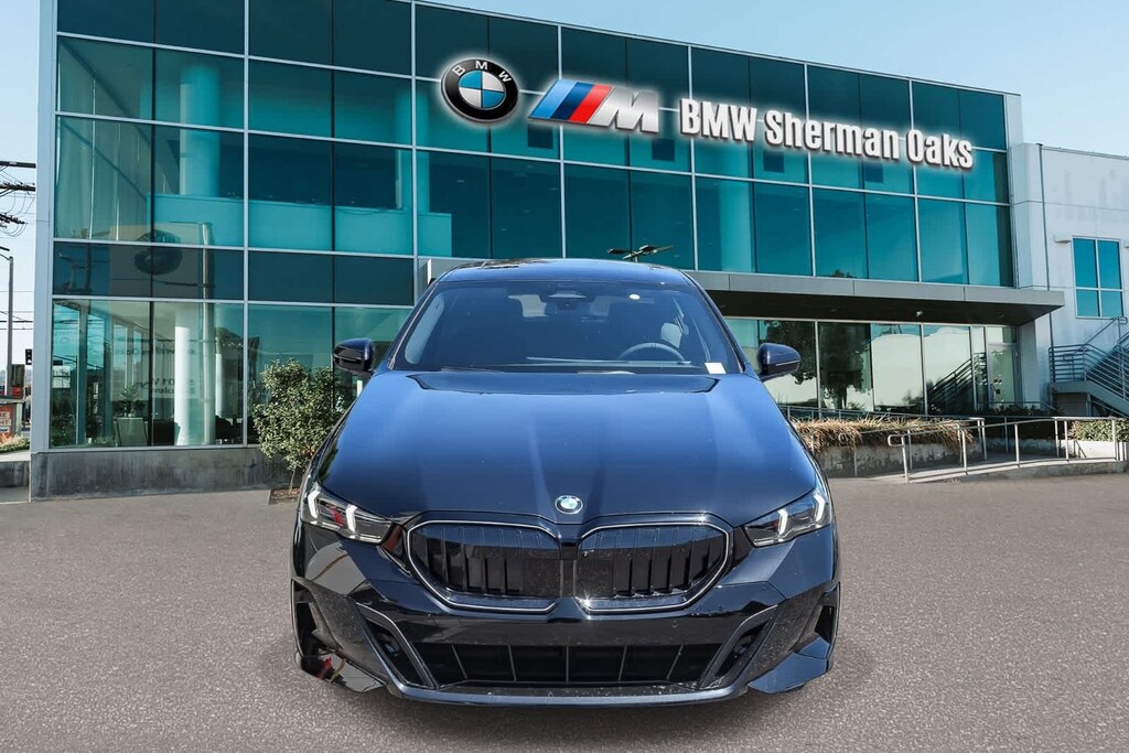 New 2027 BMW 530i Sedan