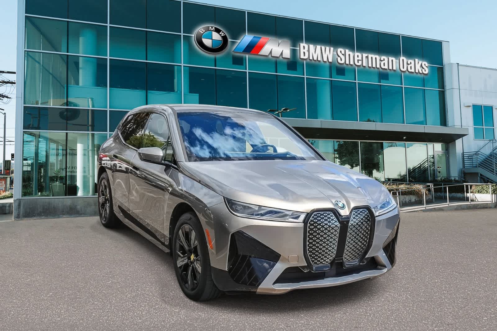 2023 BMW iX xDrive50 photo 5