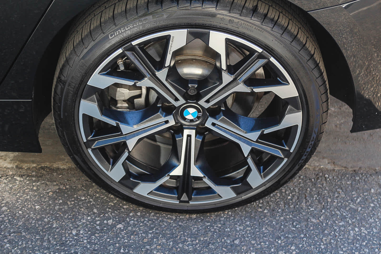 Thumbnail: 2025 BMW 3 Series - 8