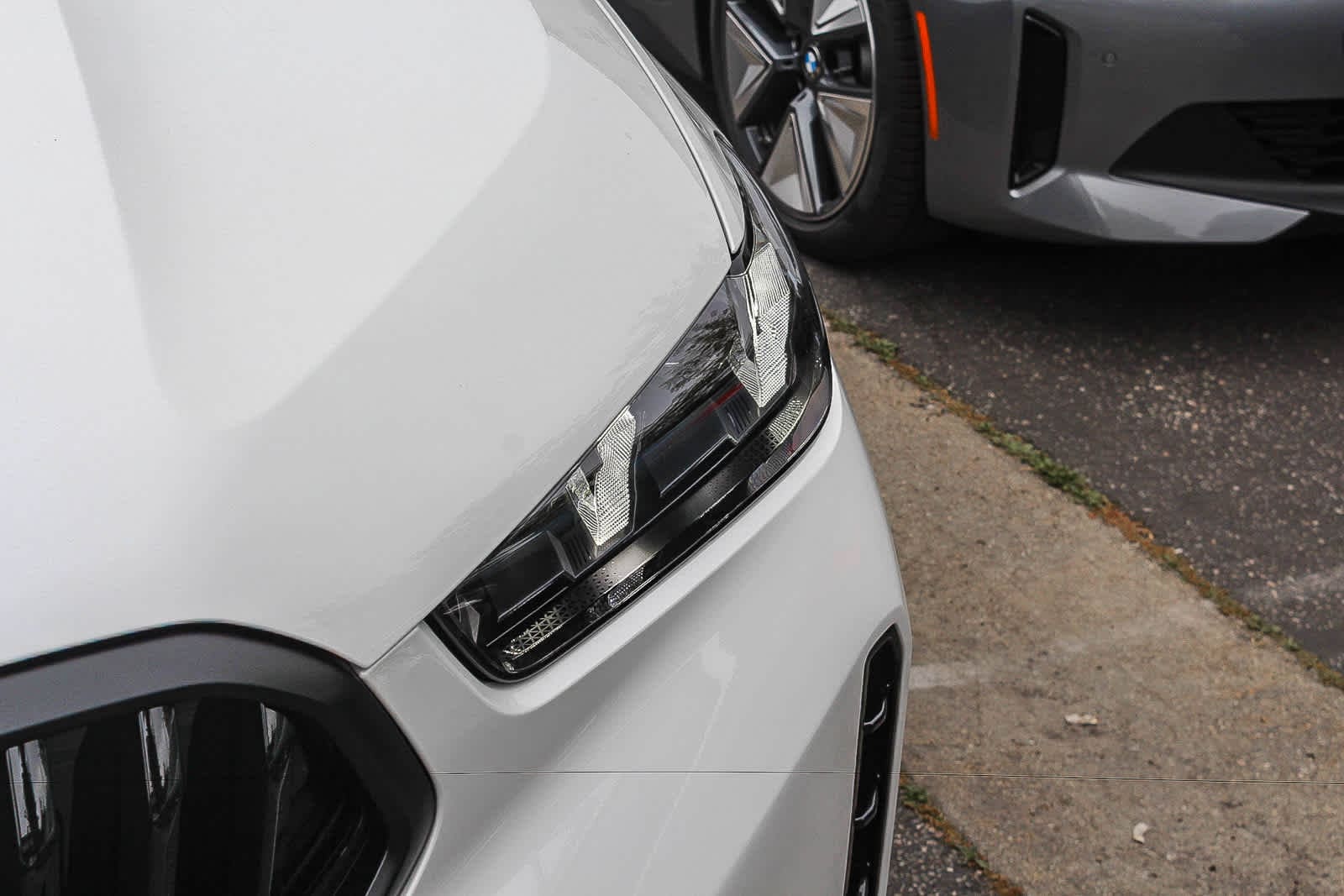 Thumbnail: 2027 BMW X6 - 10