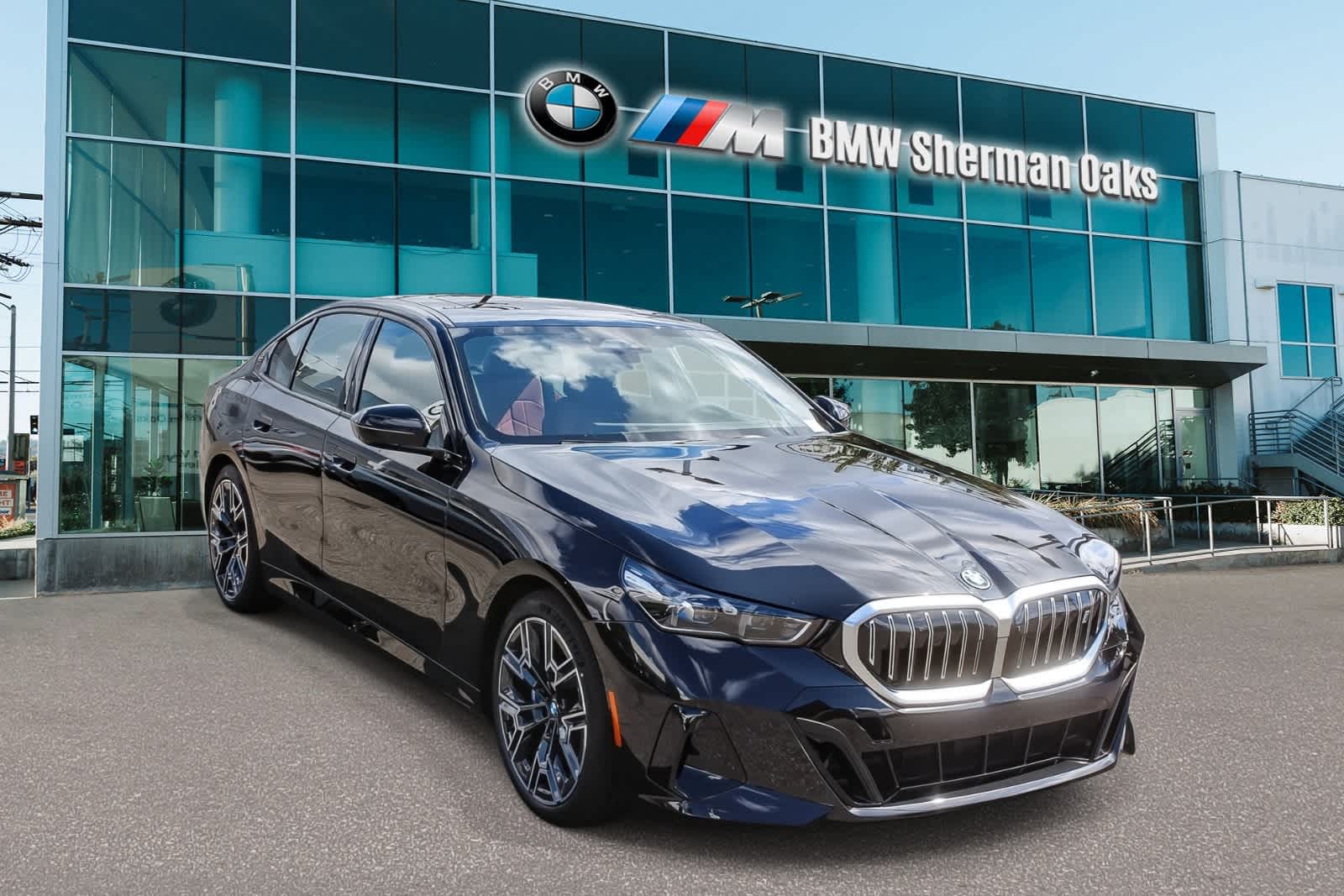 Thumbnail: 2026 BMW i5 - 3