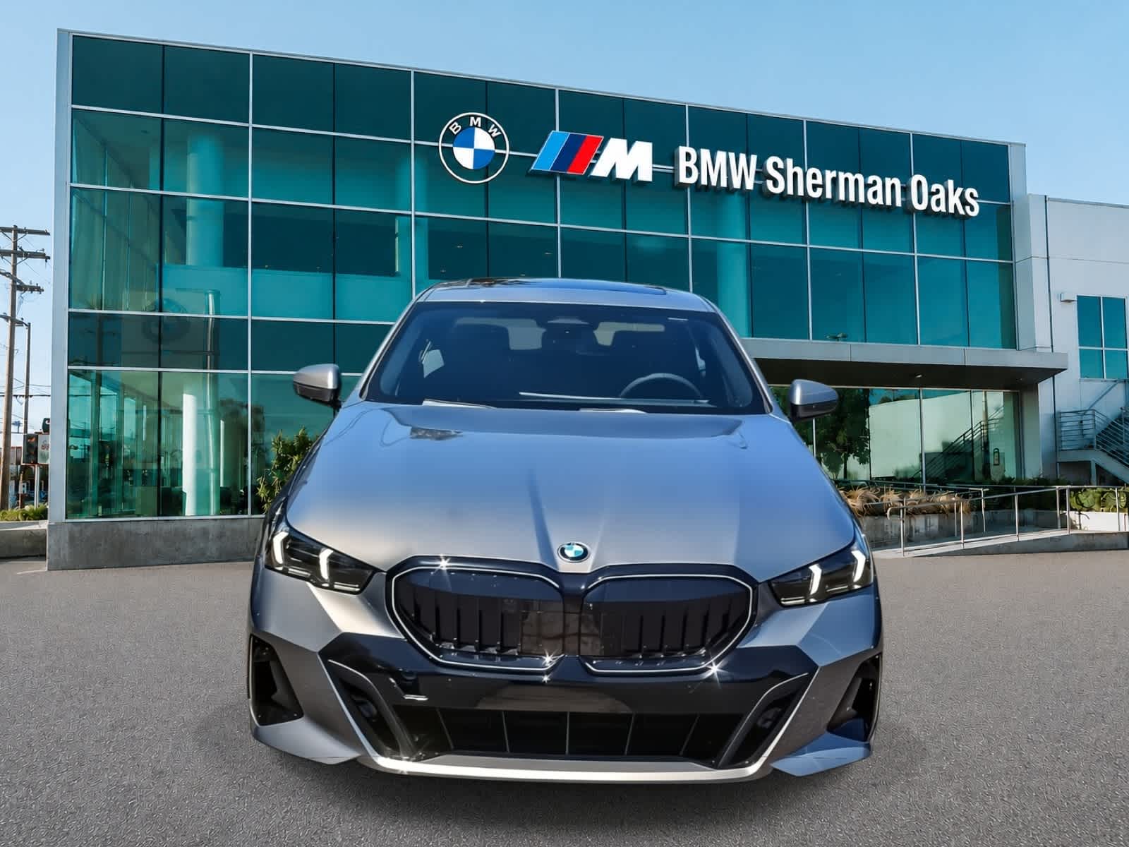 Thumbnail: 2027 BMW 5 Series - 2