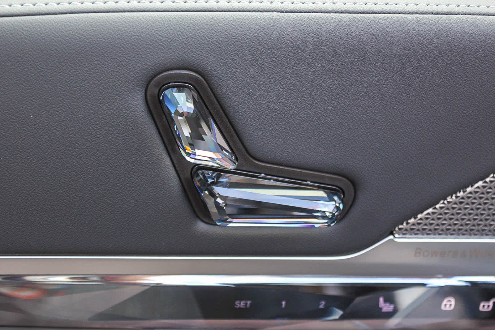 Thumbnail: 2026 BMW 7 Series - 22