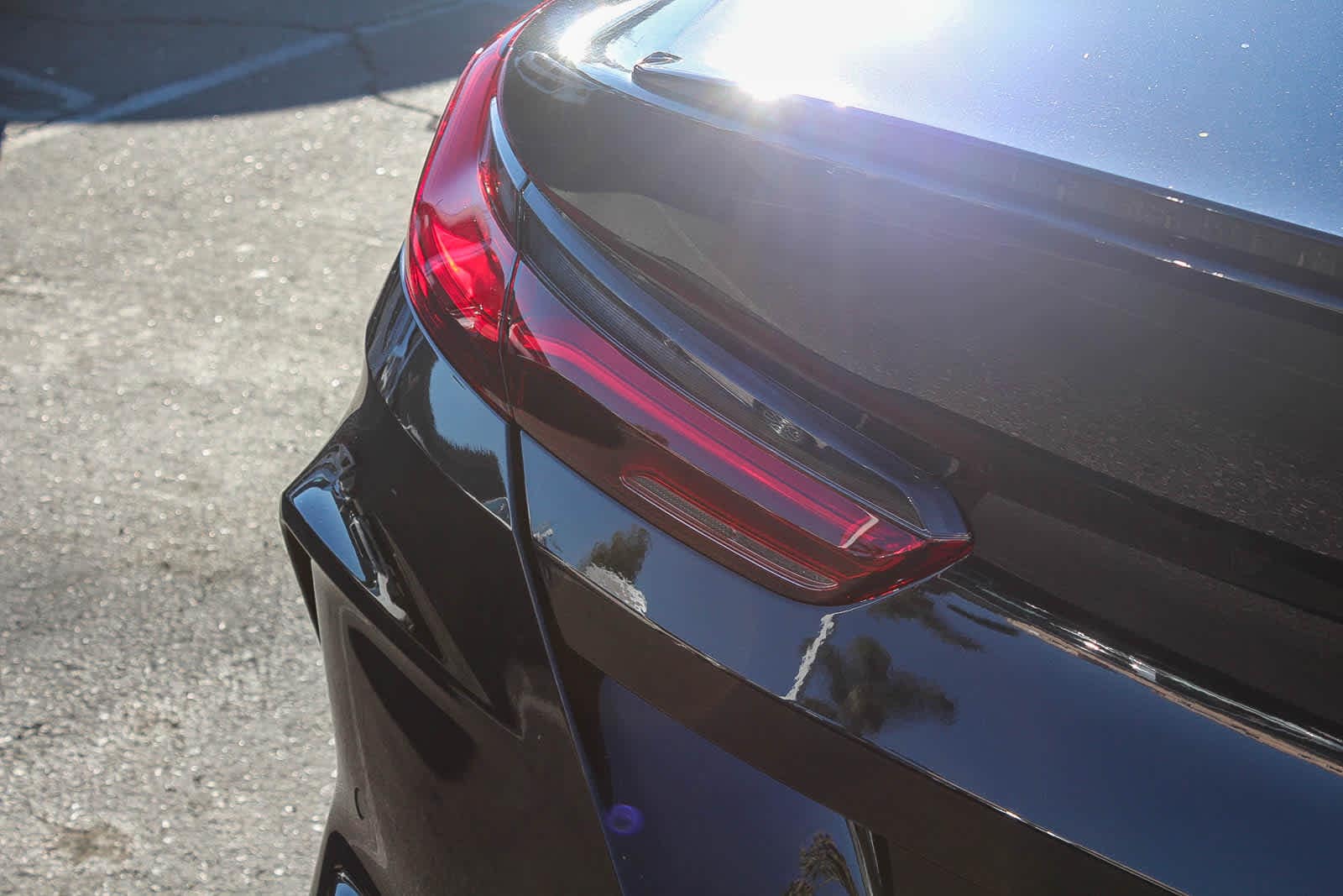 Thumbnail: 2025 BMW M8 - 7