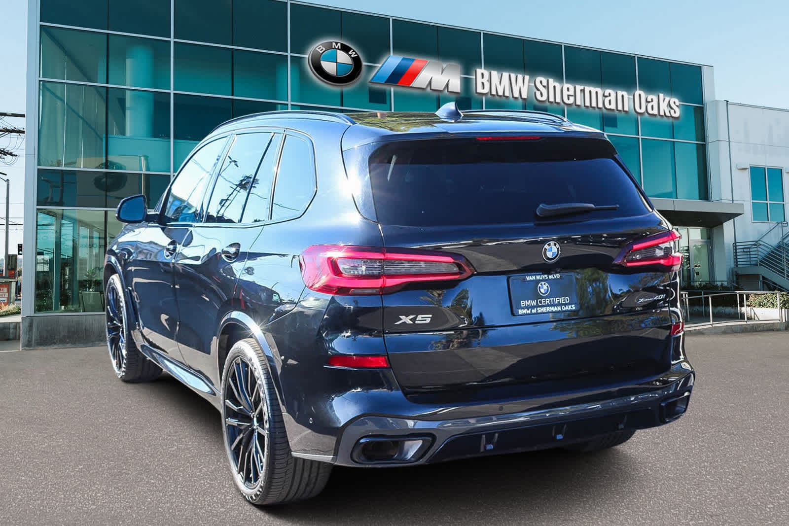 Thumbnail: 2023 BMW X5 - 6