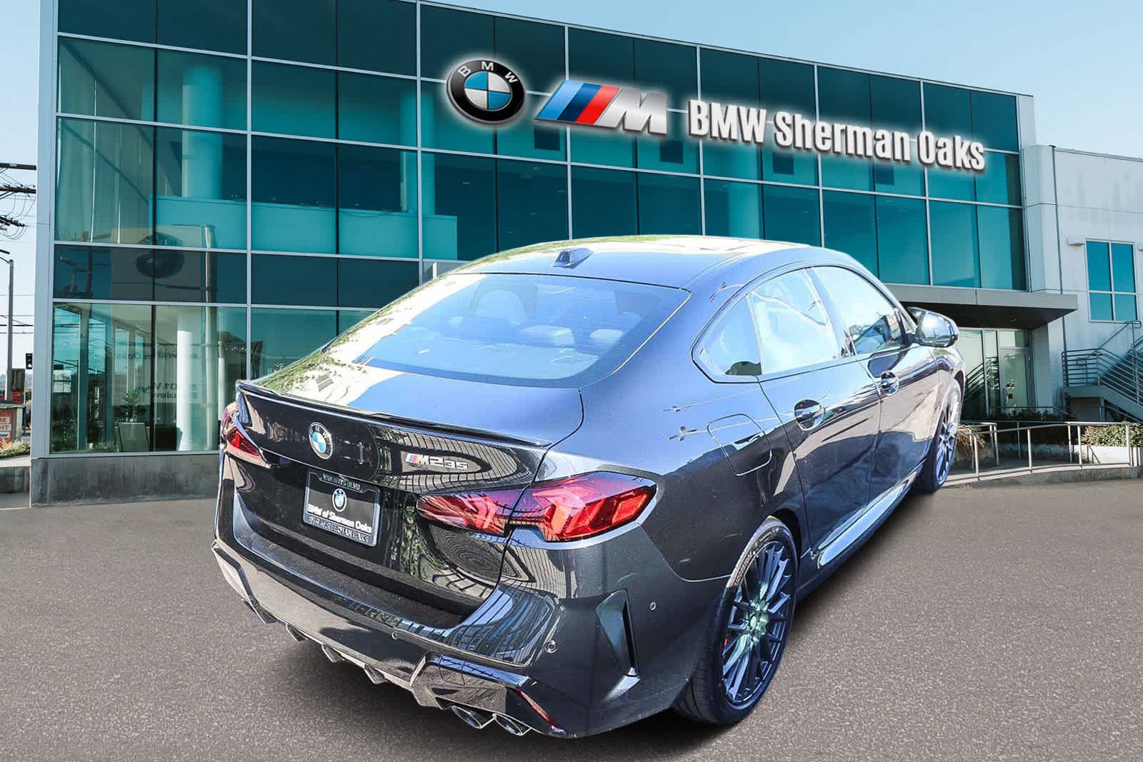 Thumbnail: 2025 BMW 2 Series - 6