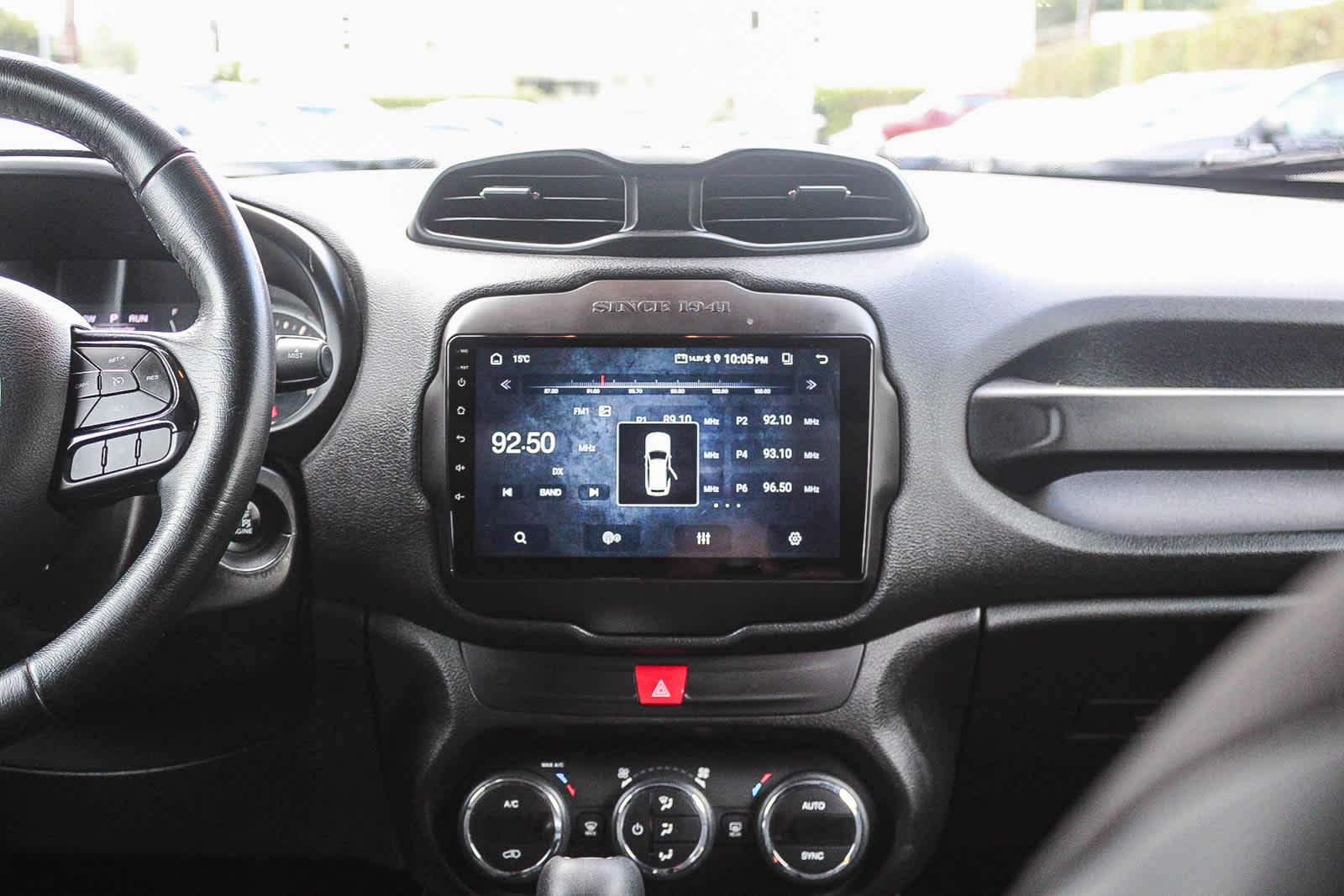 Thumbnail: 2017 Jeep Renegade - 13