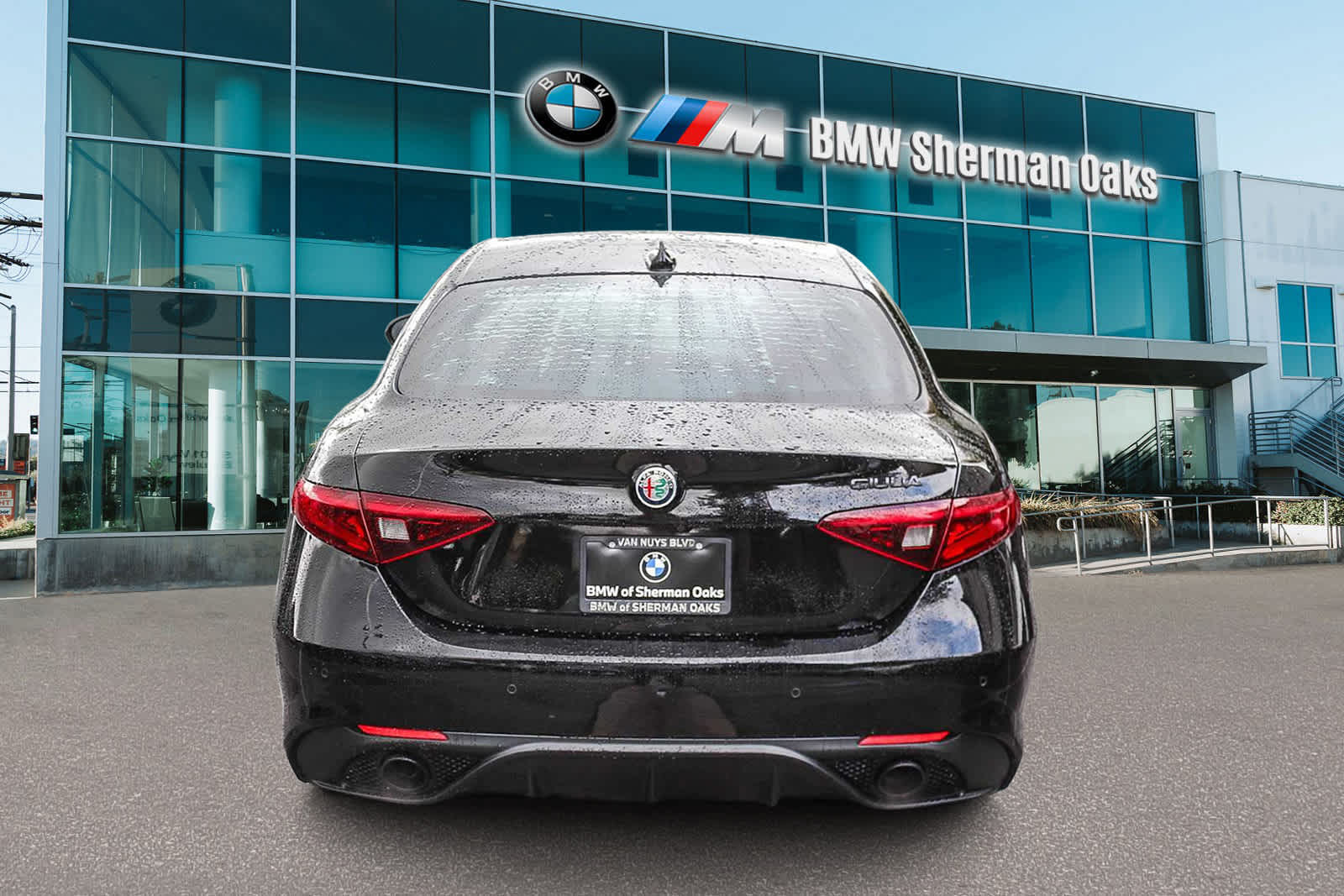 Thumbnail: 2019 Alfa Romeo Giulia - 10