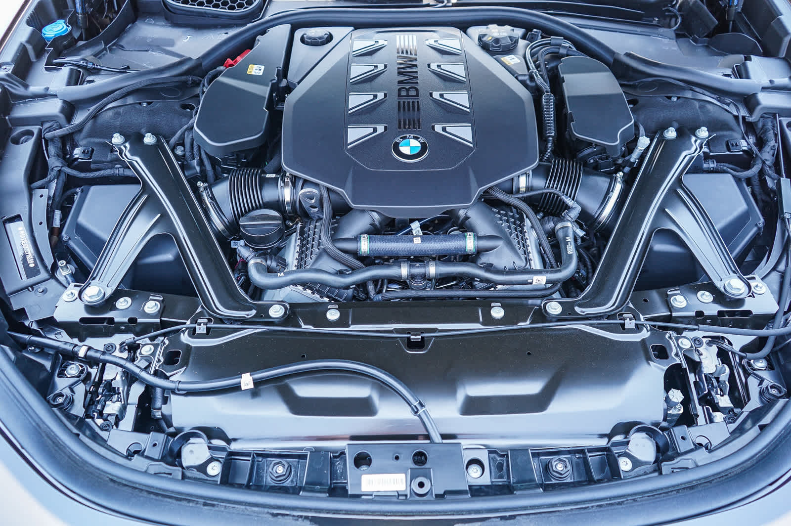 Thumbnail: 2026 BMW 7 Series - 26