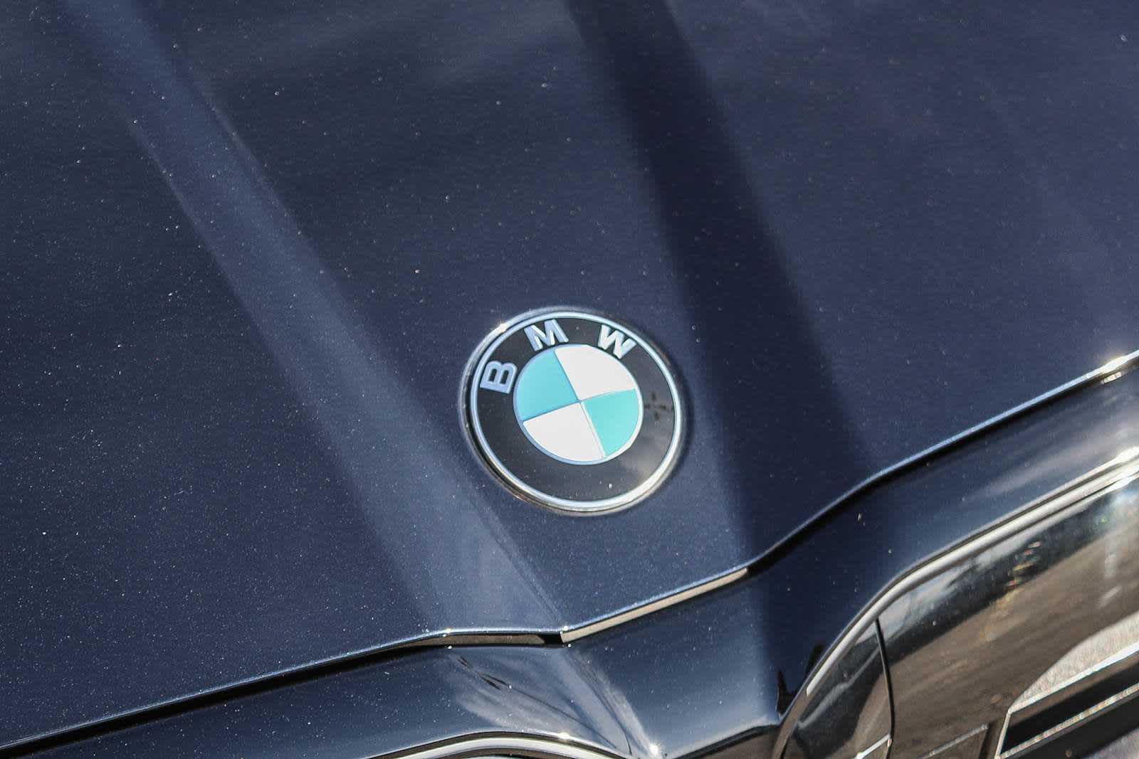 Thumbnail: 2025 BMW M5 - 11