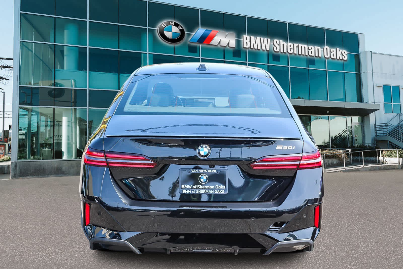 2026 BMW 5 Series 530i 5