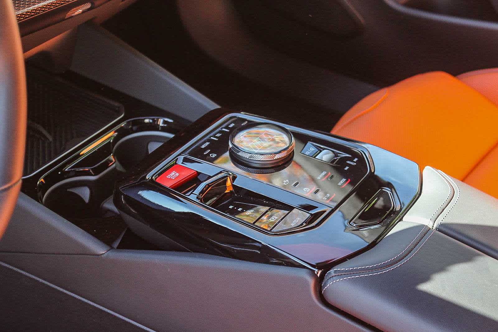 Thumbnail: 2025 BMW M5 - 27