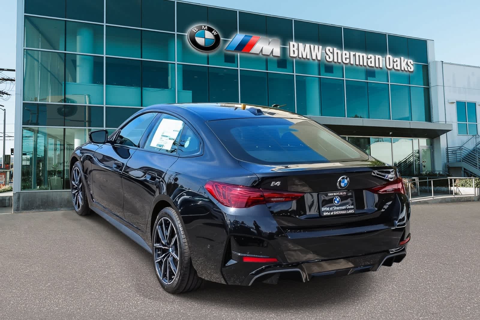 Thumbnail: 2026 BMW i4 - 4