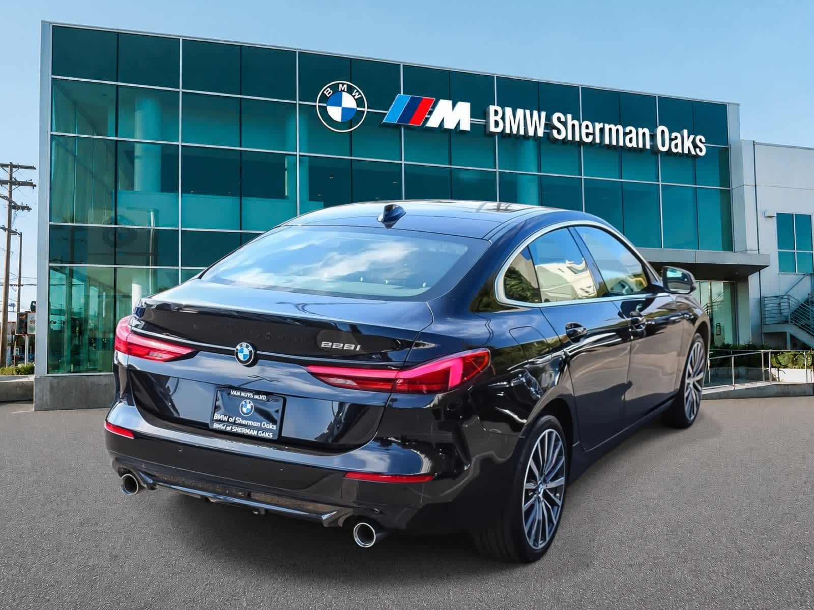 Thumbnail: 2023 BMW 2 Series - 3