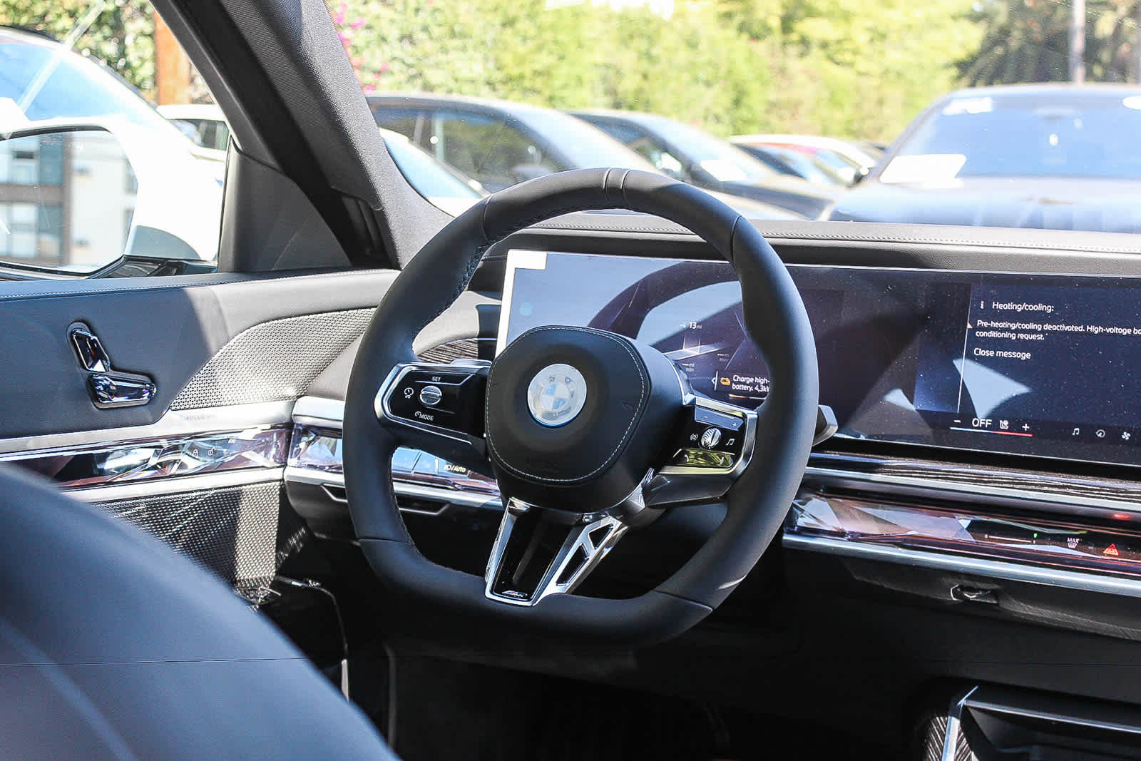 Thumbnail: 2026 BMW i7 - 13