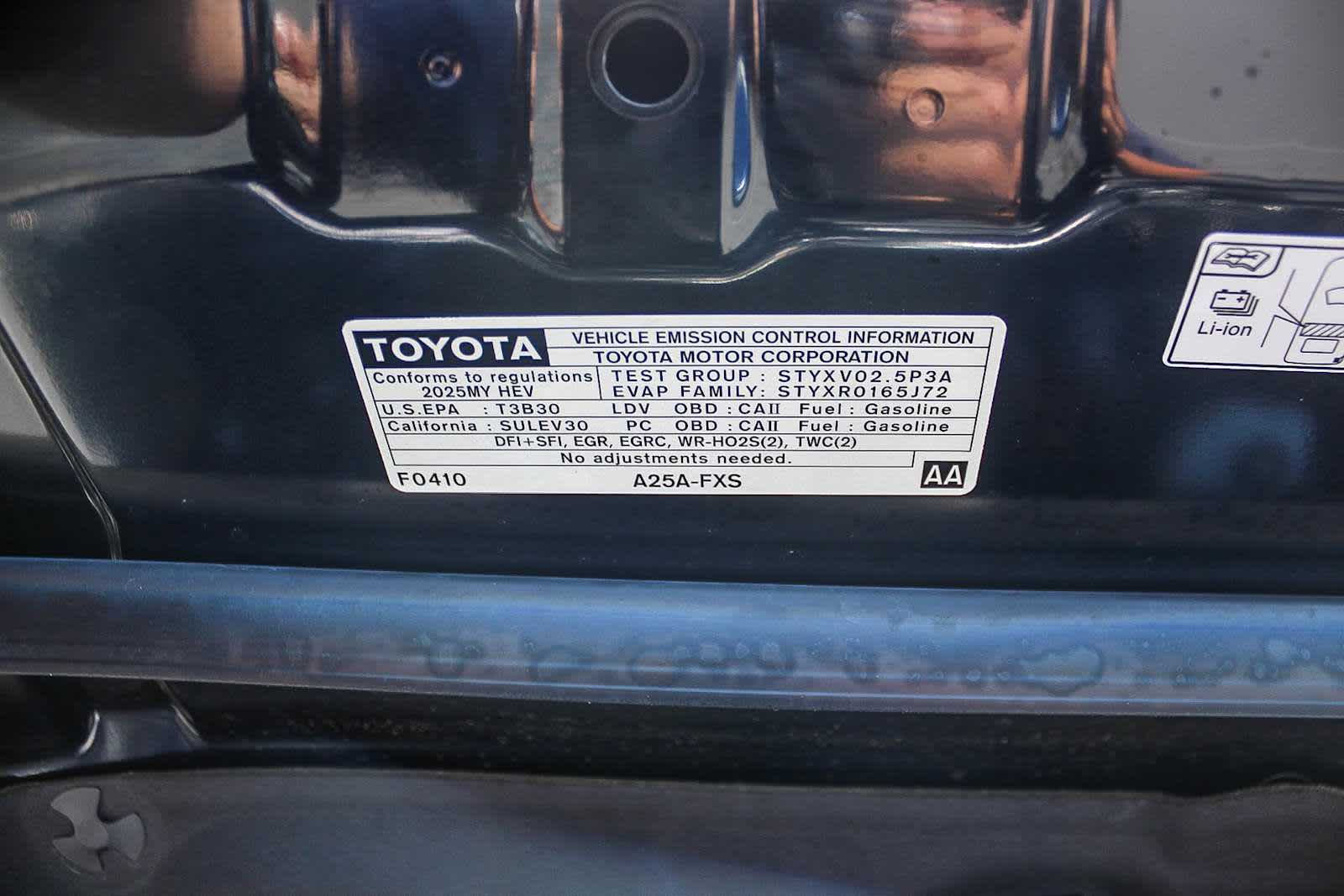 Thumbnail: 2025 Toyota Camry - 27
