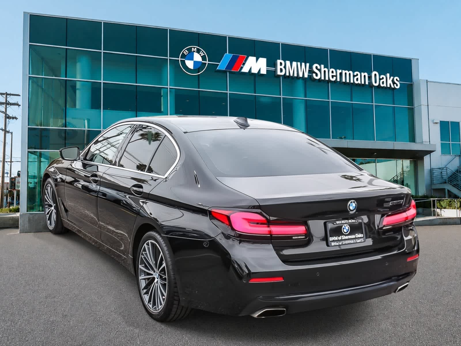 Thumbnail: 2021 BMW 5 Series - 6