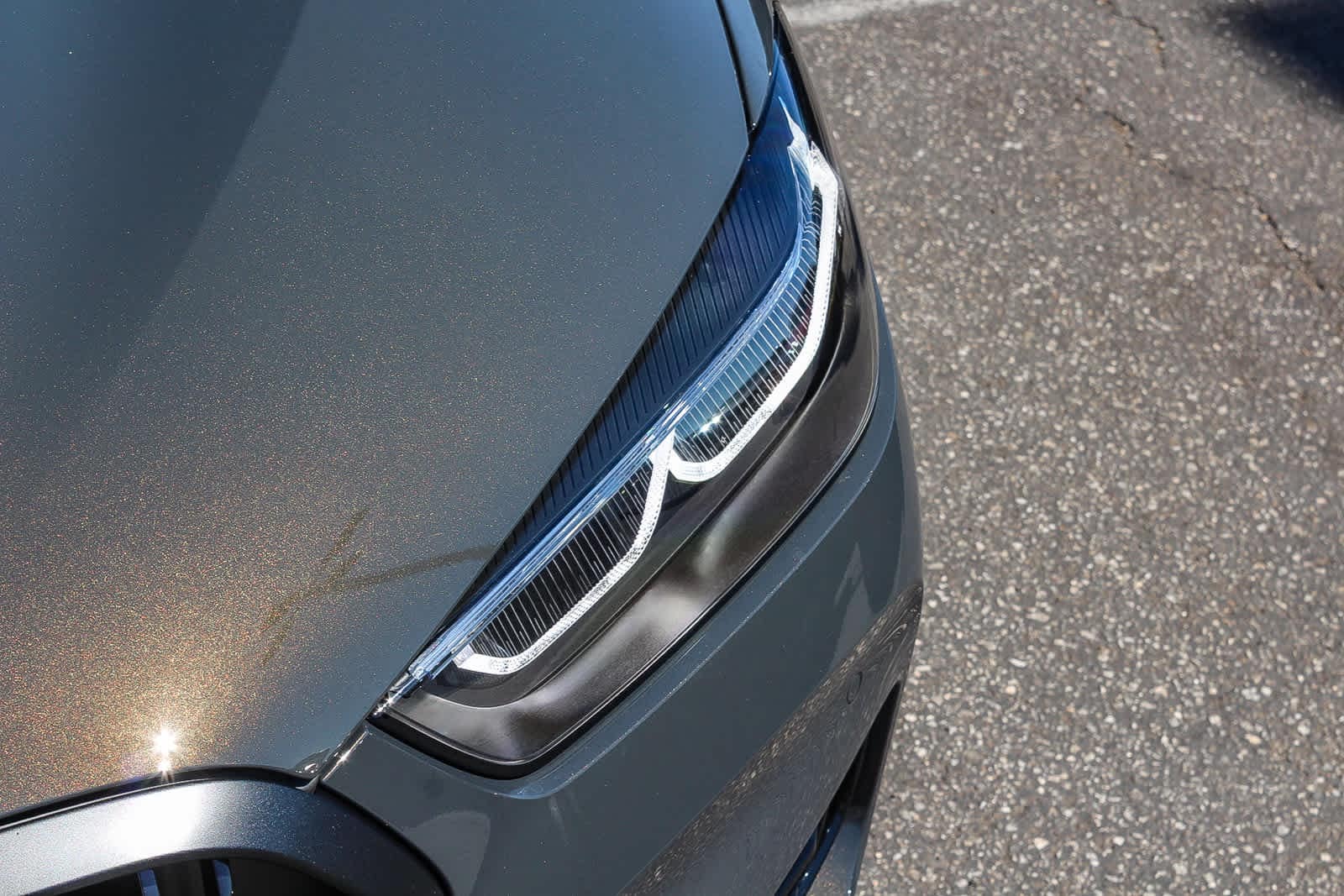 Thumbnail: 2026 BMW 8 Series - 10