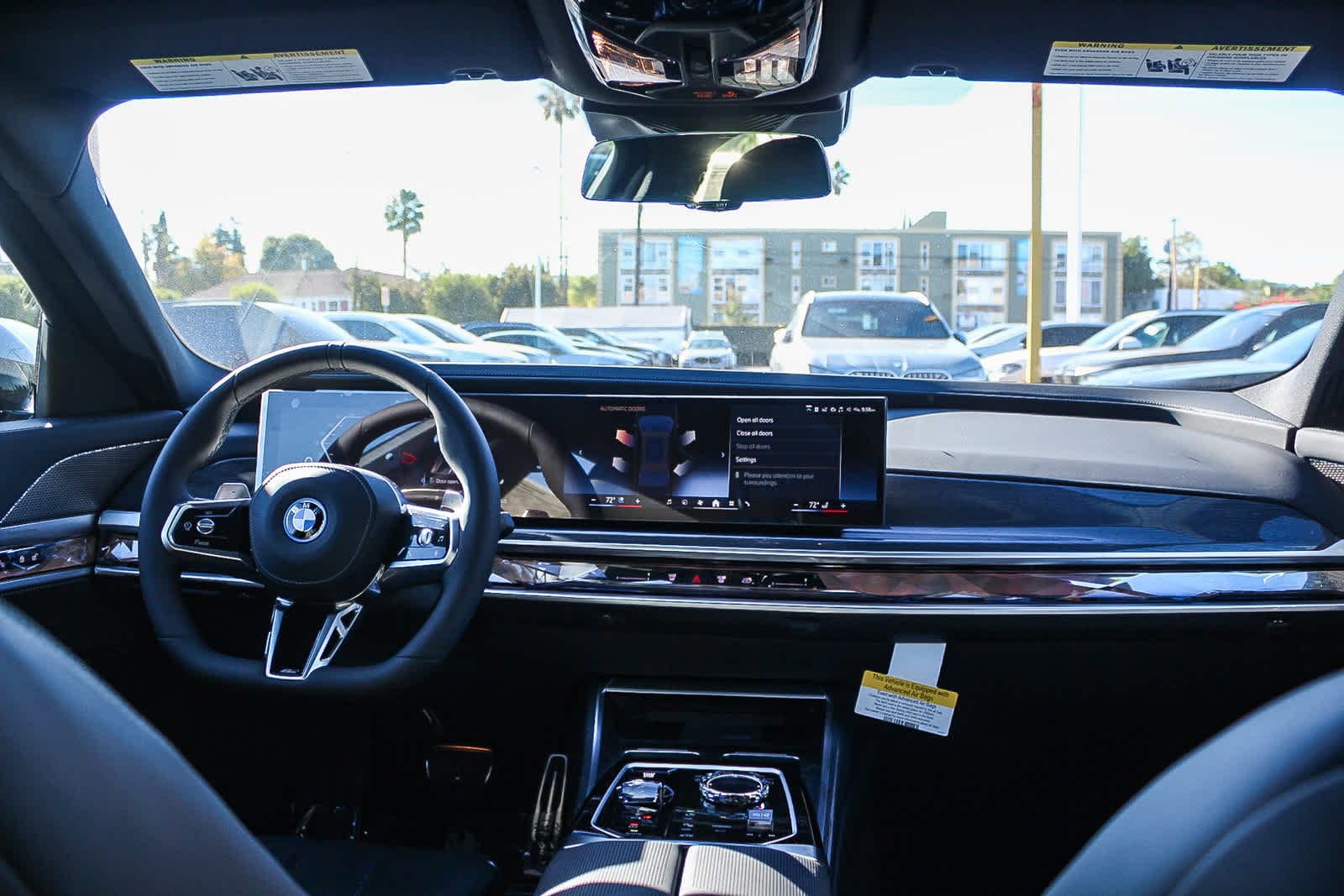 Thumbnail: 2026 BMW 7 Series - 12