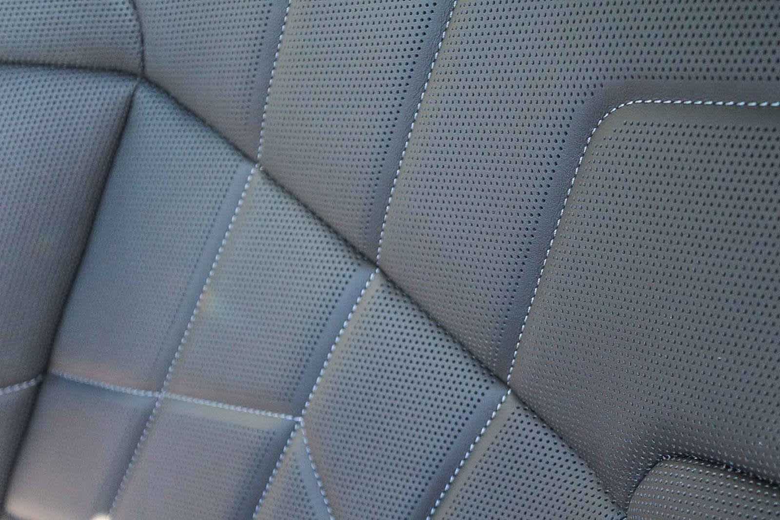 2026 BMW 7 Series 750e - Photo 24