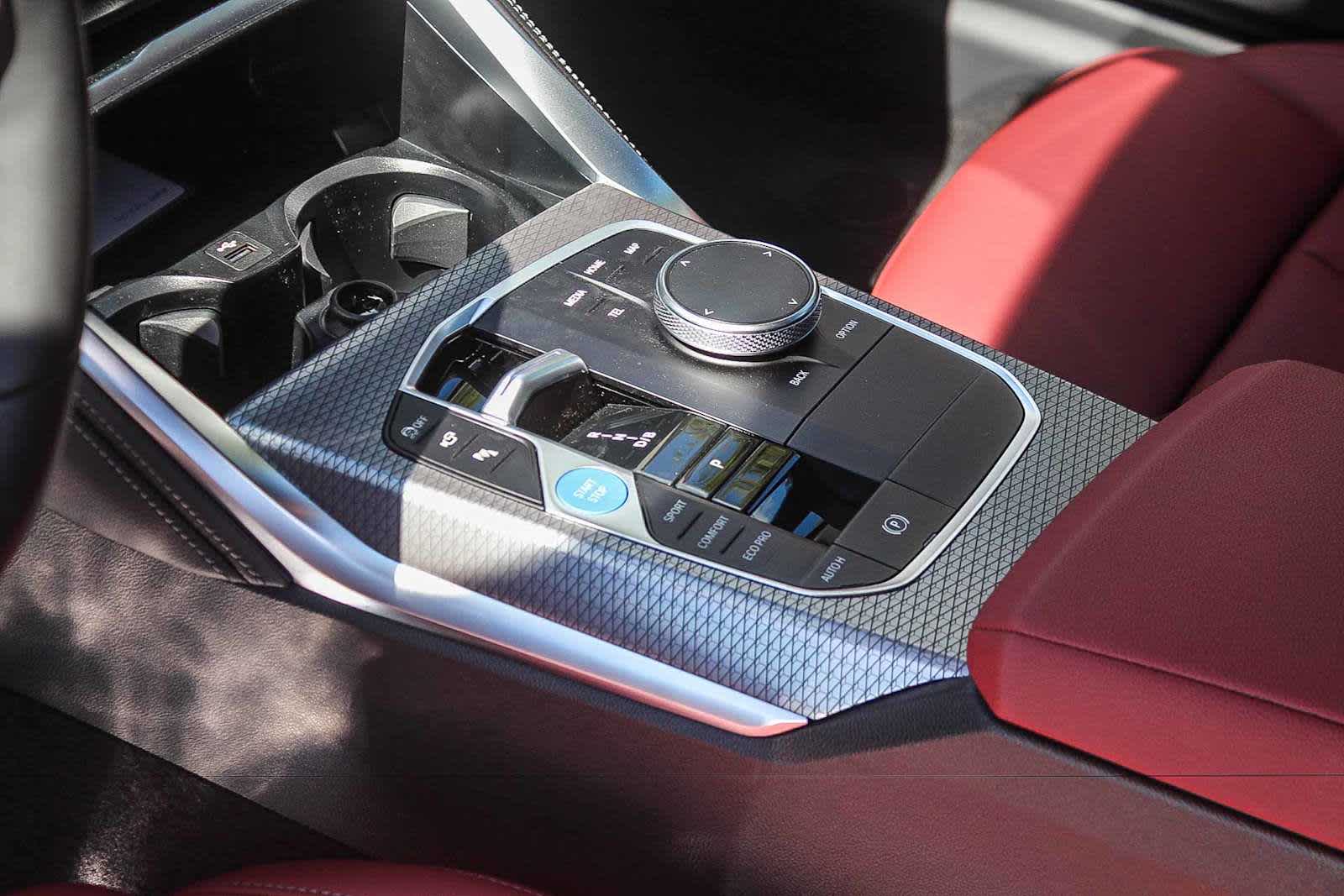 Thumbnail: 2026 BMW i4 - 18