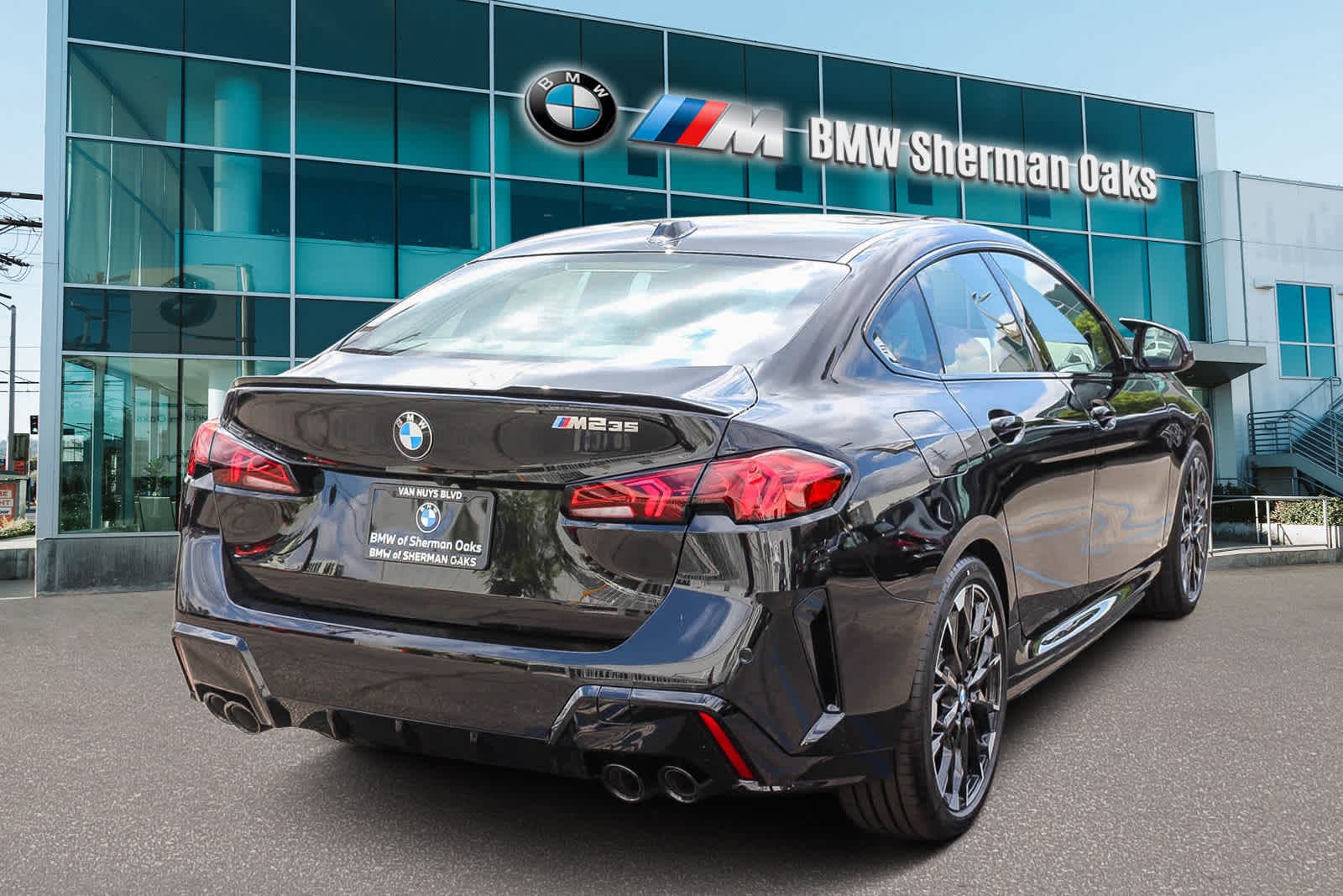 Thumbnail: 2026 BMW 2 Series - 4