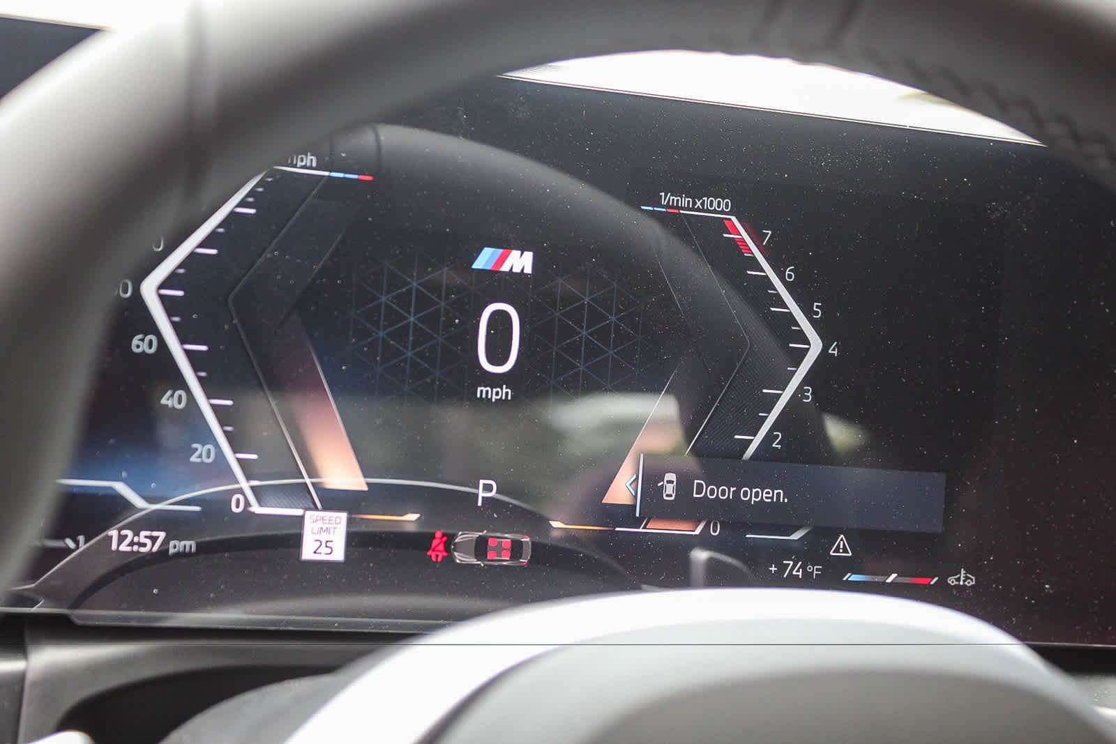 Thumbnail: 2027 BMW 4 Series - 20