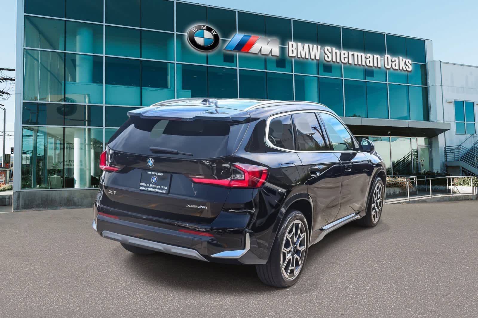 Thumbnail: 2026 BMW X1 - 4