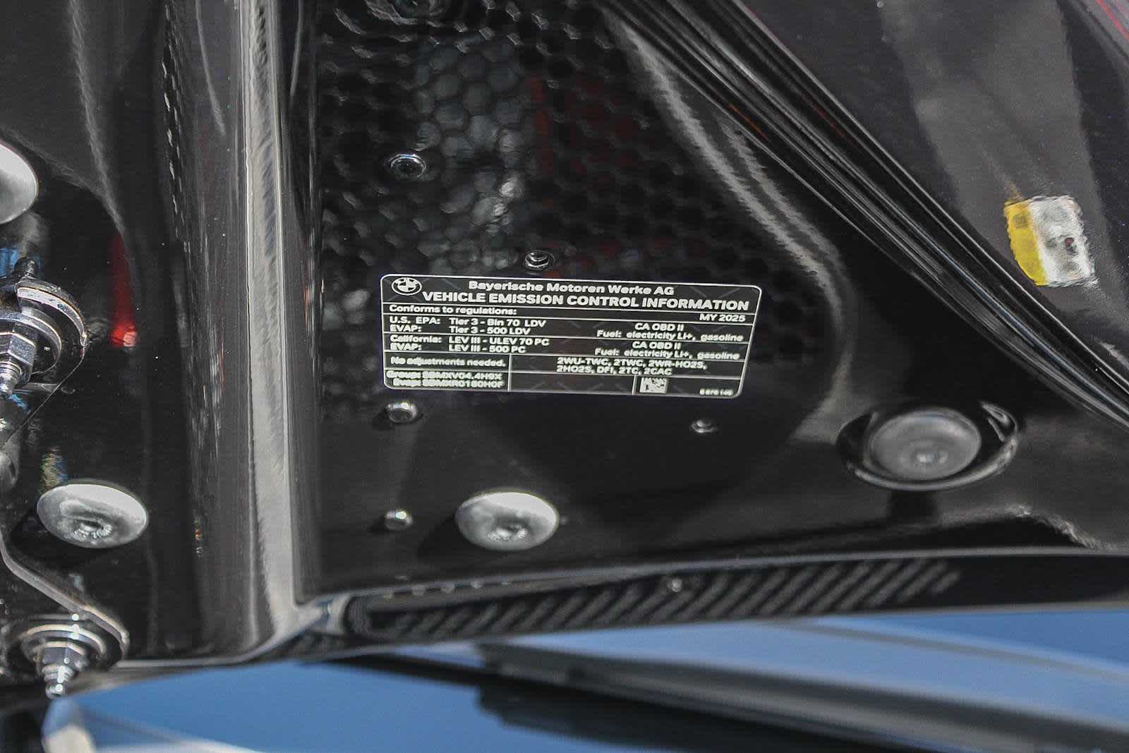 Thumbnail: 2025 BMW M5 - 27