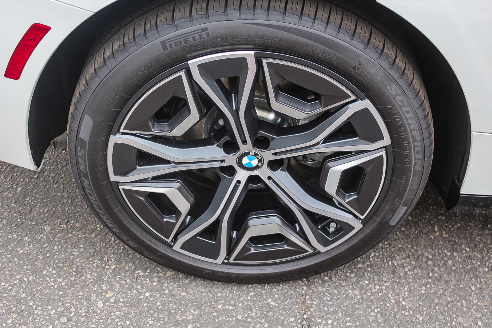 Thumbnail: 2026 BMW iX - 8