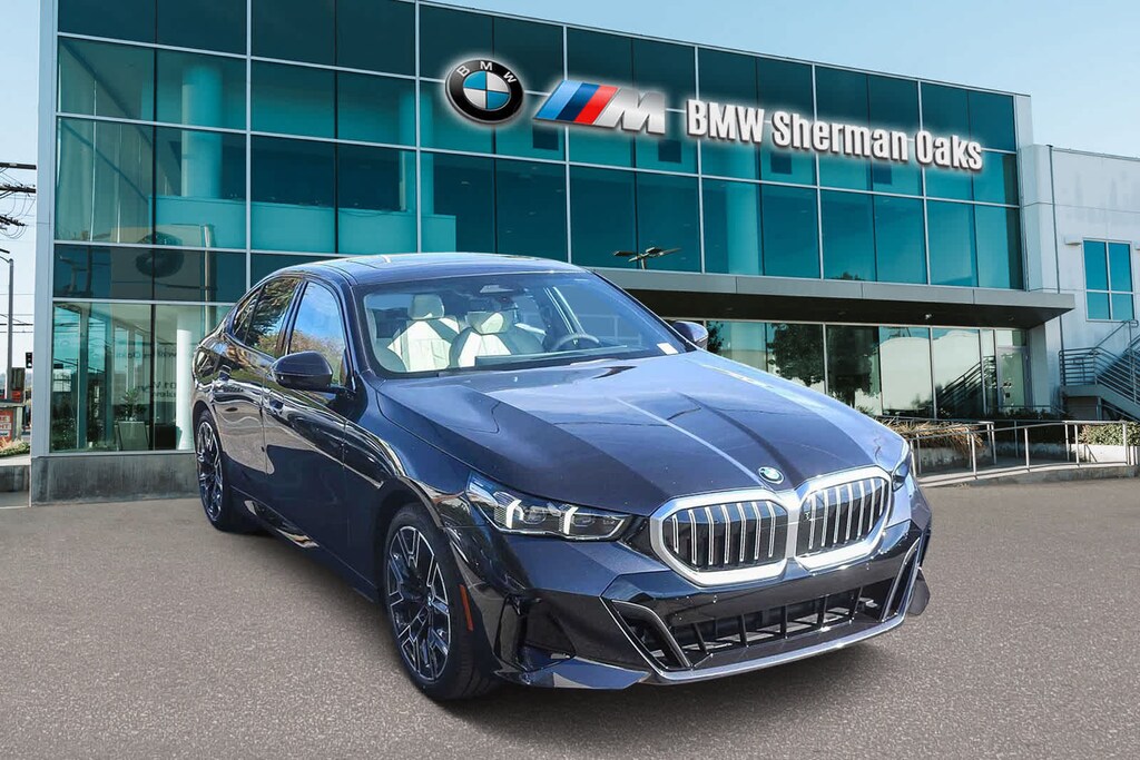 New 2026 BMW 530i Sedan