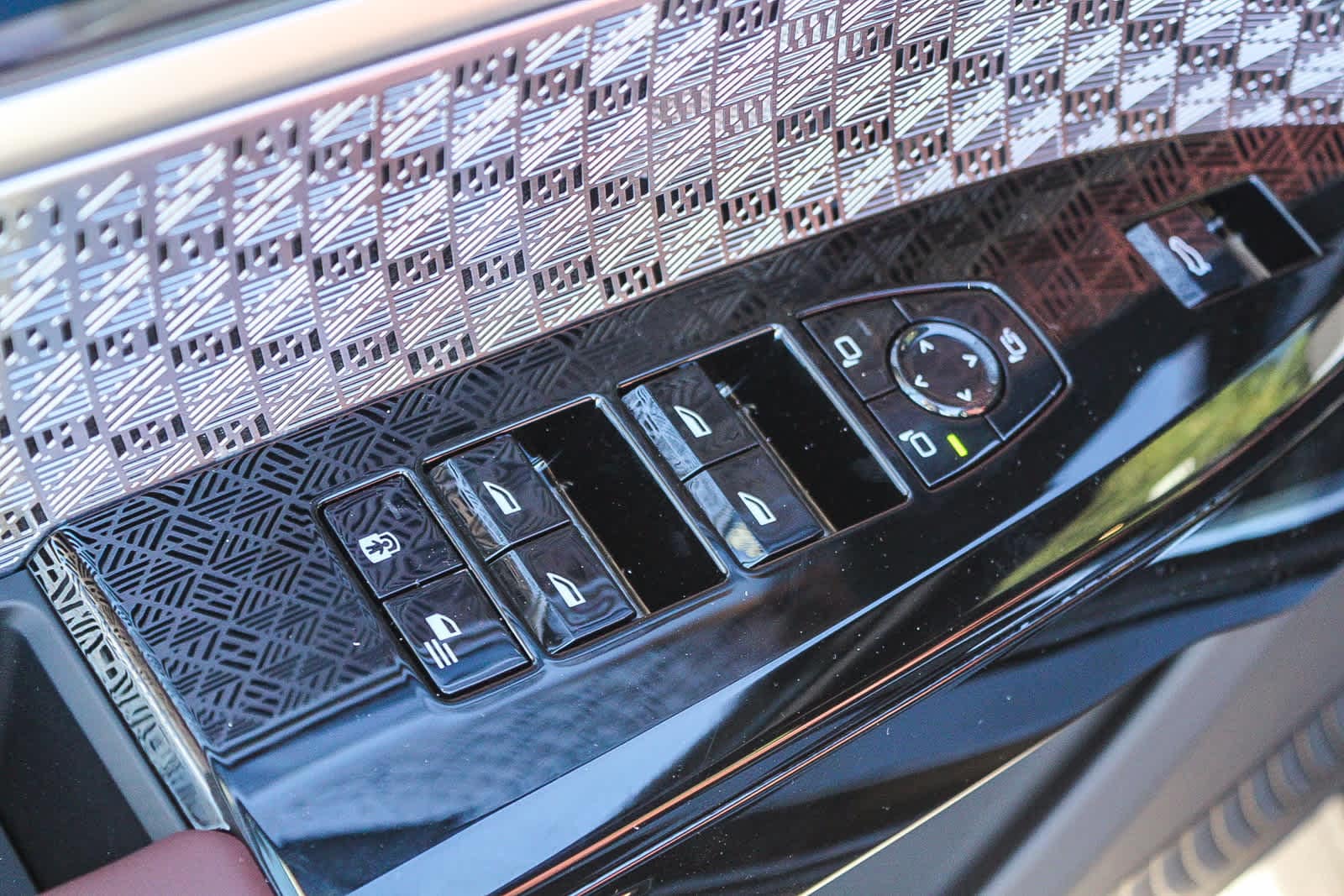 Thumbnail: 2026 BMW i7 - 20