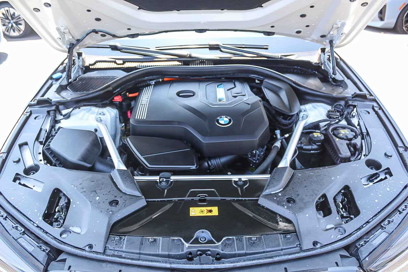 Thumbnail: 2022 BMW 5 Series - 36